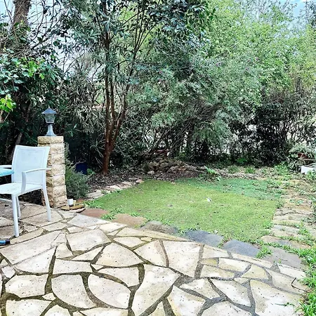 公寓 Agreable 2 Pieces Et Son Jardin 昂蒂布